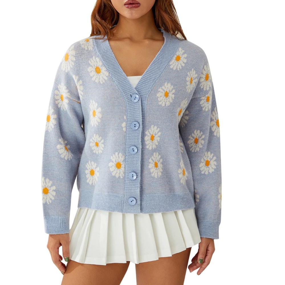 Y2K Inspired Daisy Floral Button Up Cardigan Women's size M